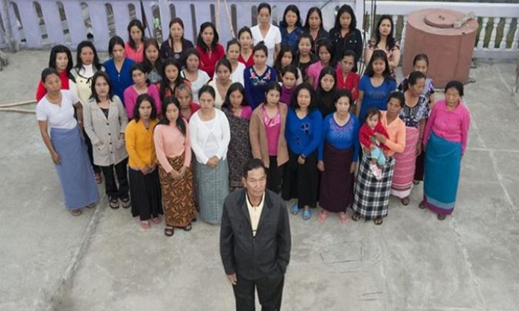 Punya 39 Istri, Pria India Hidup Harmonis dalam 1 Rumah