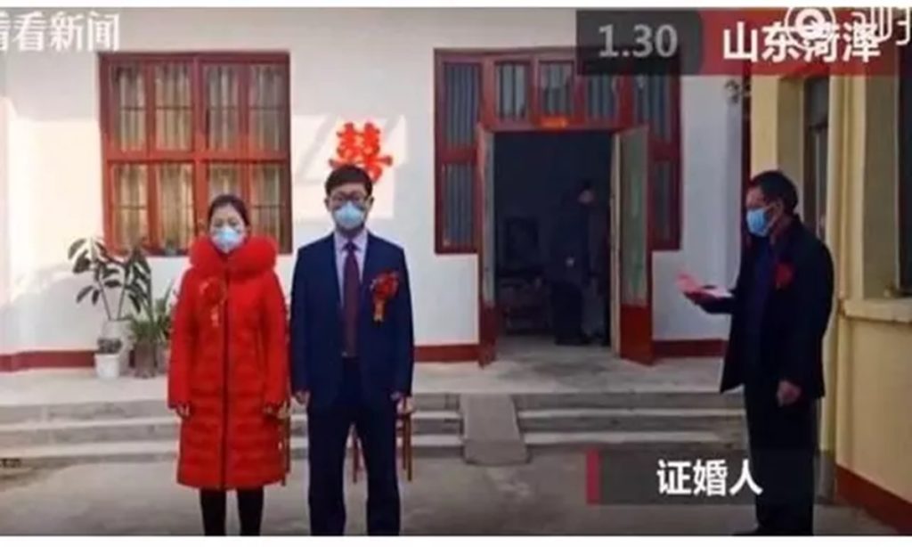 4 Perjuangan Dokter dan Perawat di Wuhan Rawat Pasien Virus Corona, Mengharukan