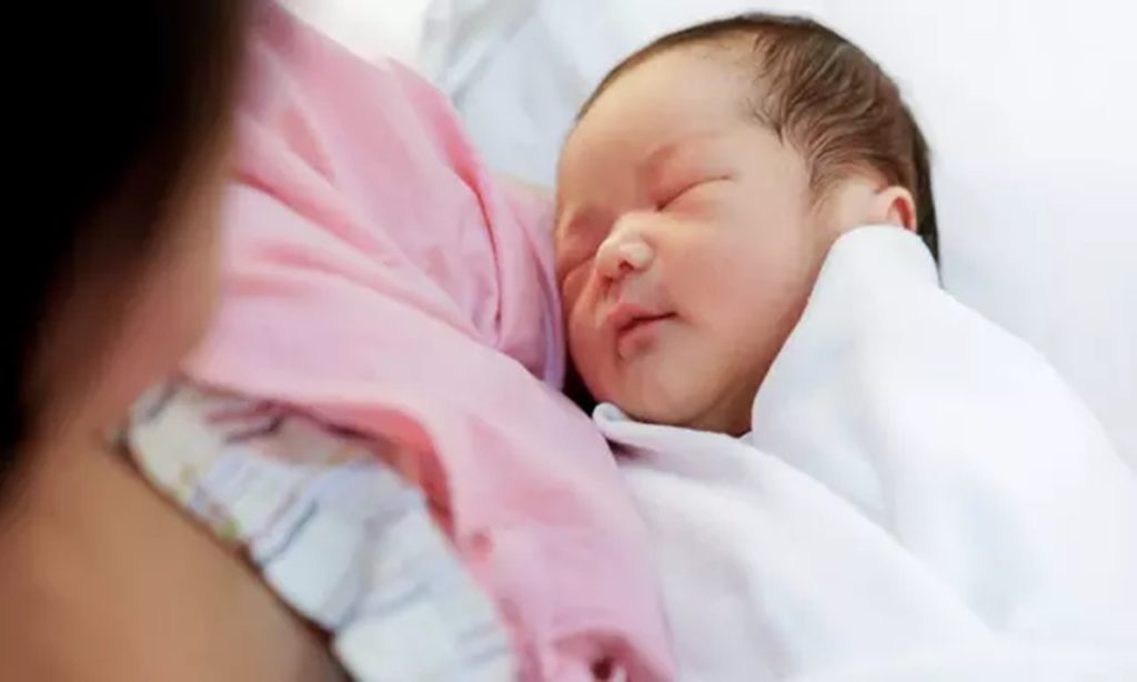 5 Penyebab Bayi Muntah dari Hidung dan Cara Mencegahnya