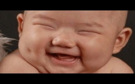 8 Cara Supaya Bayi Tertawa Cekikikan. Mudah, Tapi Jarang Dilakukan