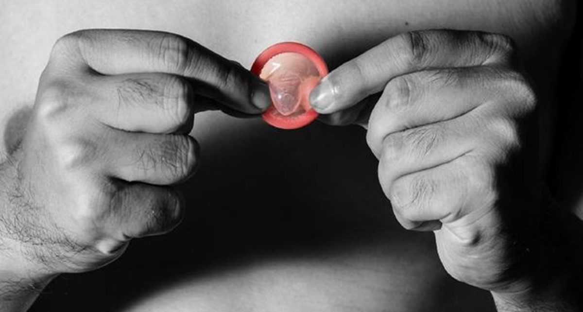 7 Alasan 'Aman' Pilih Kondom Untuk Melakukan Sex