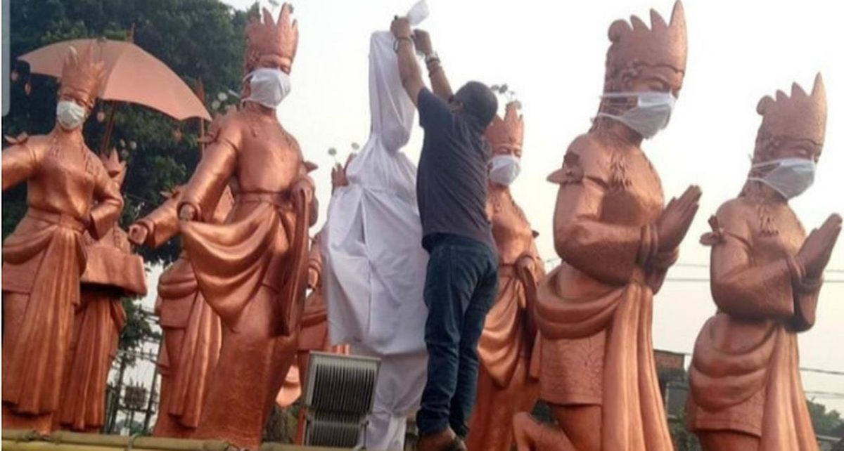 Satire Patung Sekapur Sirih Jambi dalam Kepungan Kabut Asap