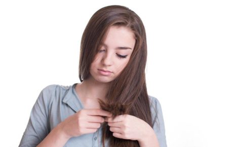 6 Bahan Alami untuk Memperbaiki Rambut Bercabang