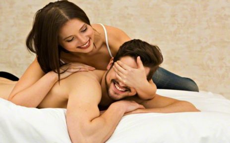 Mitos Seks Konyol Yang Bisa Bikin Tertawa