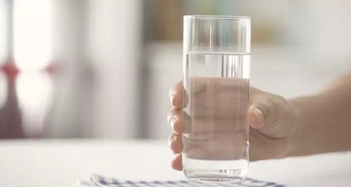 Puasa Minum Air Putih Setahun, Wanita Ini Klaim Tubuhnya Jadi Sehat