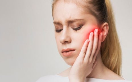 Cara Pertolongan Pertama Sakit Gigi di Rumah