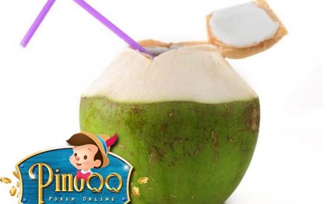 5 khasiat dari air kelapa muda yang perlu kamu ketahui