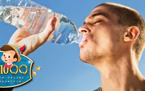 Kenali 10 Manfaat Minum Air Putih untuk Kesehatan