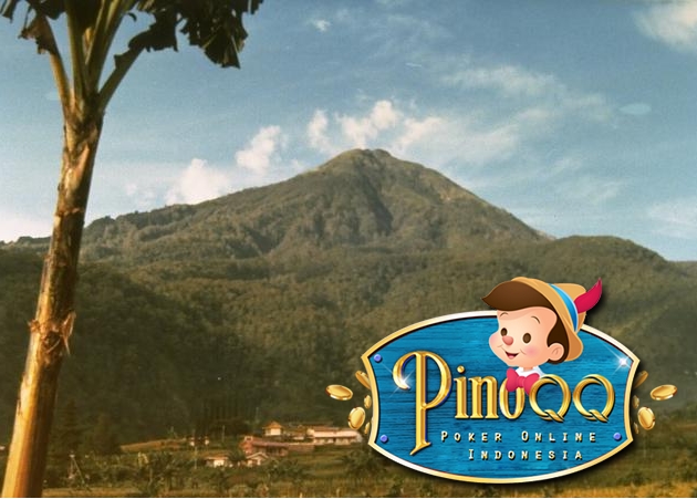 5 gunung di indonesia ini tekenal dengan cerita mistis yang mengrihkan