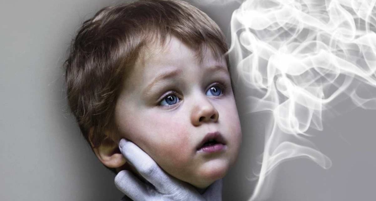 Wajib Tahu Bahaya Anak Terpapar Asap Rokok